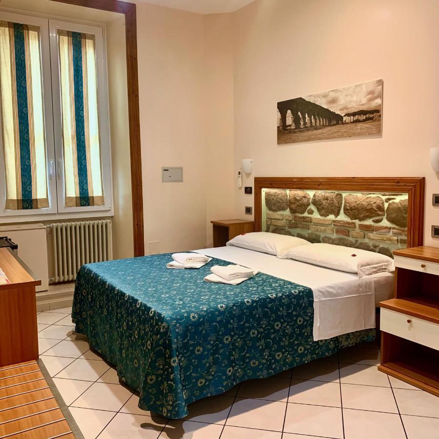 Optimus Bed & Breakfast 2*